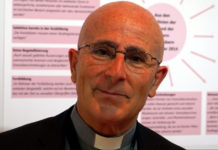 Vescovo Joseph M. Bonnemain