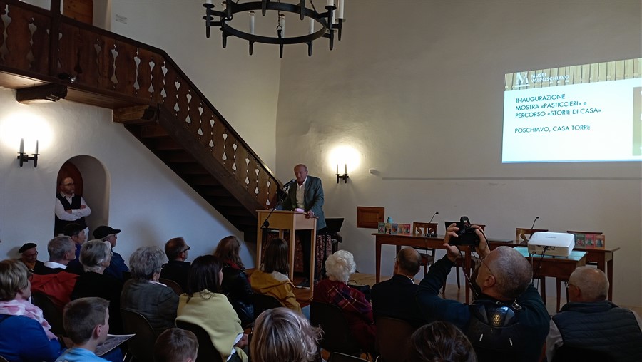 Inaugurazione della mostra dal tema 'pasticceria ed emigrazione' (3)