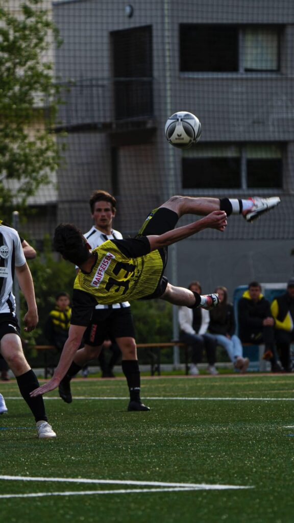 Mauro Crameri in rovesciata